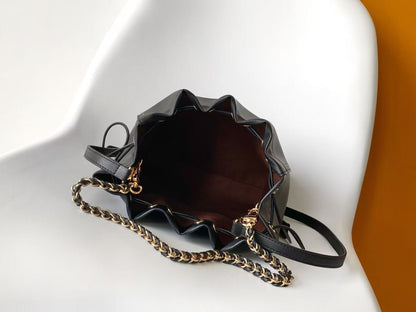 2026 Classic Everyday Bag-261035