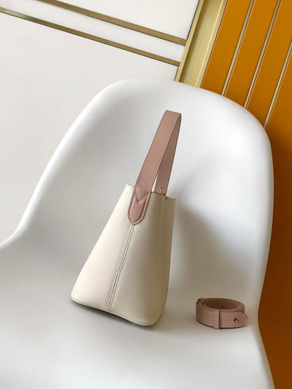 2026 Classic Everyday Bag-261036