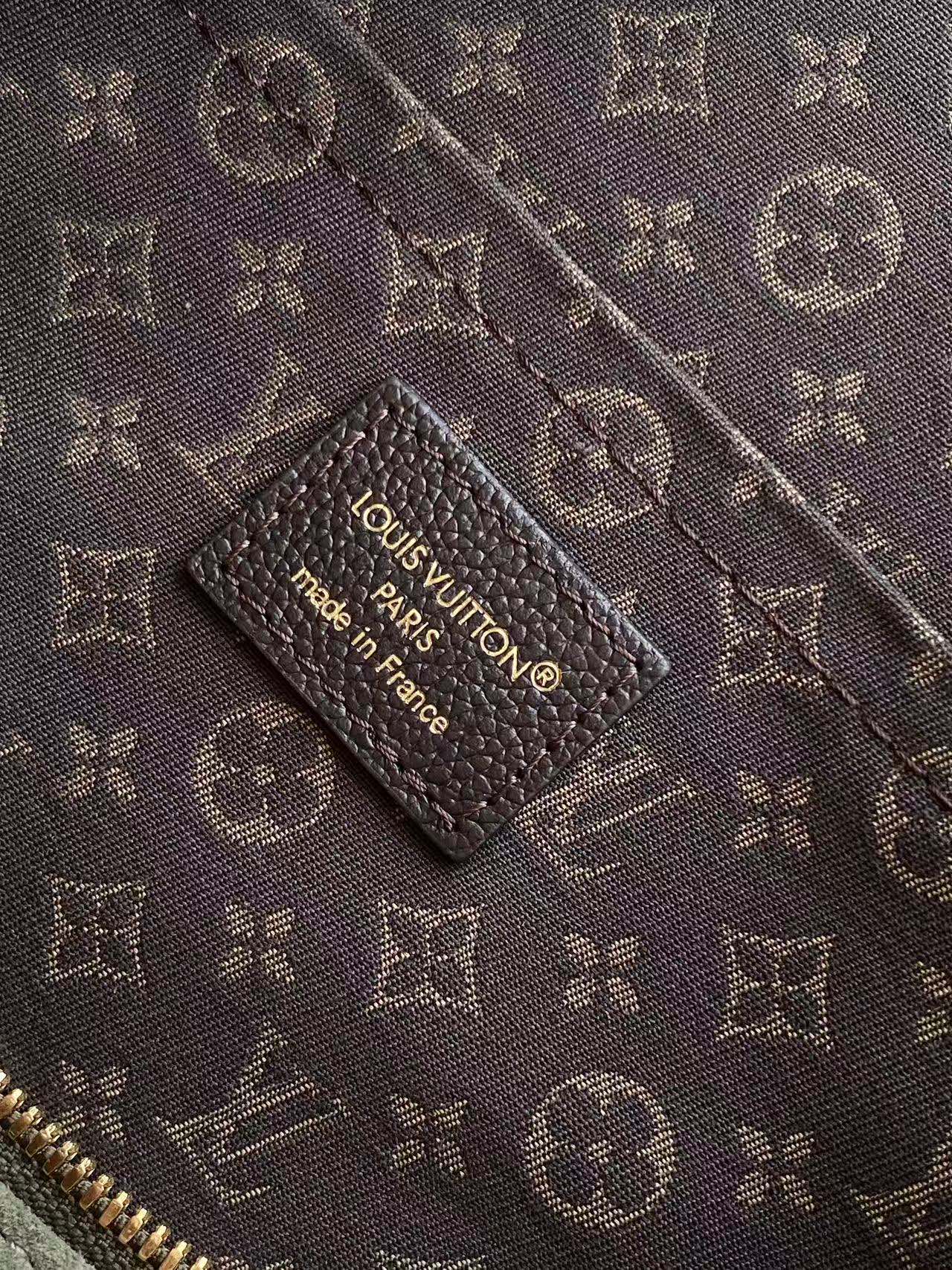 2026 Classic Everyday Bag-261039