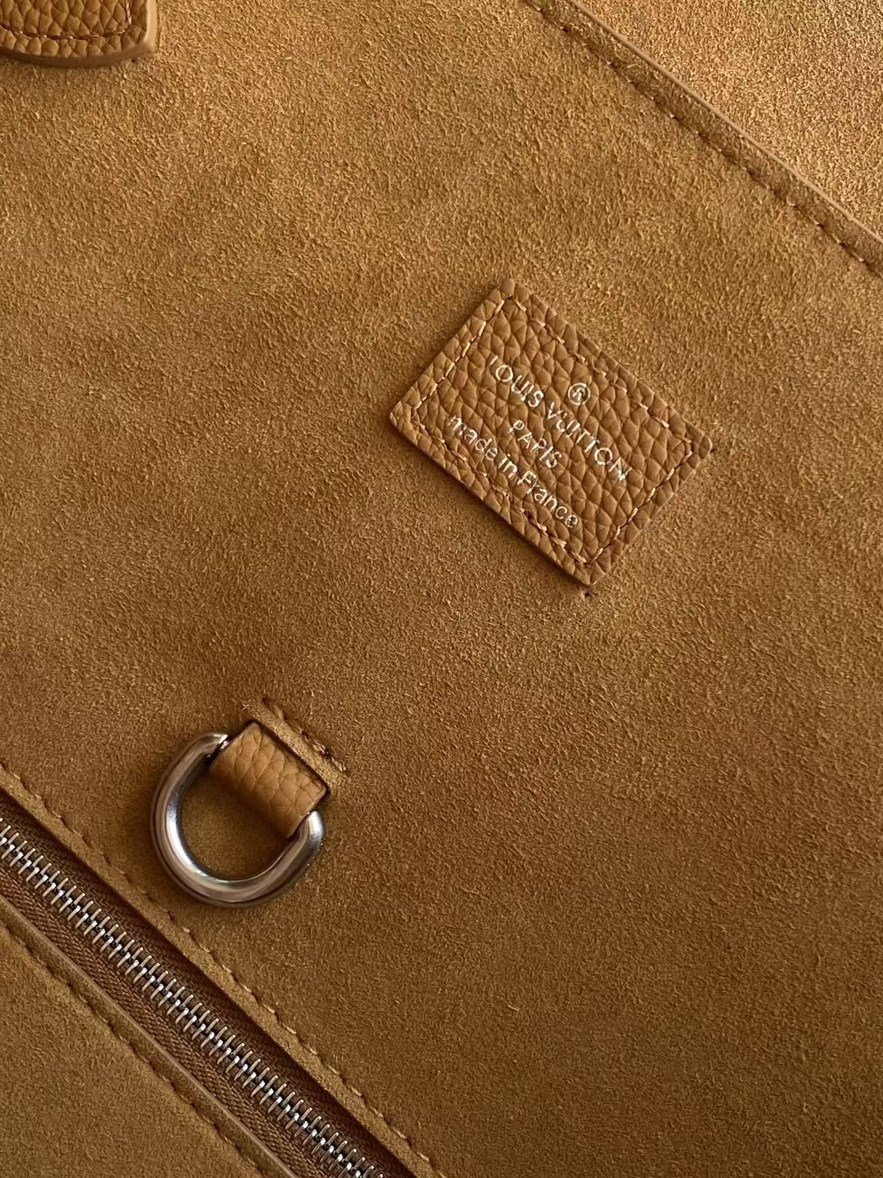 2026 Classic Everyday Bag-261046