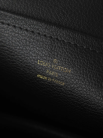 2026 Classic Everyday Bag-261060