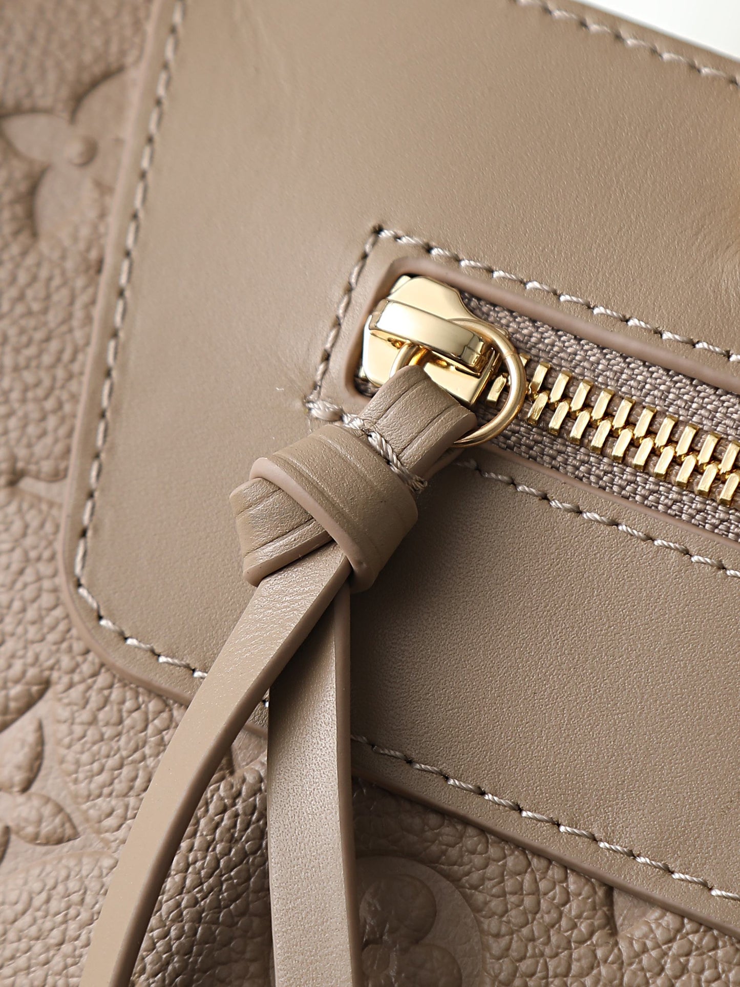 2026 Classic Everyday Bag-261065