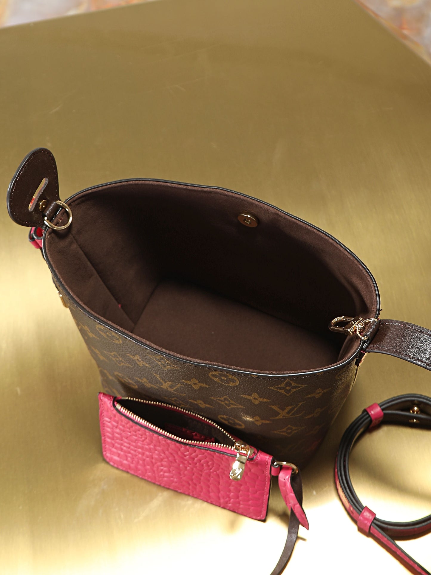 2026 Classic Everyday Bag-261073