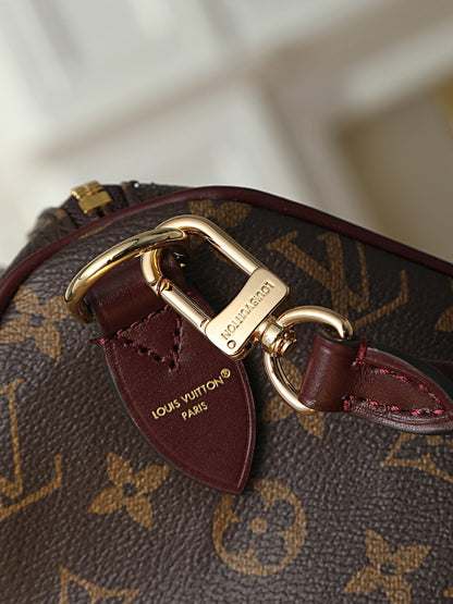 2026 Classic Everyday Bag-261083