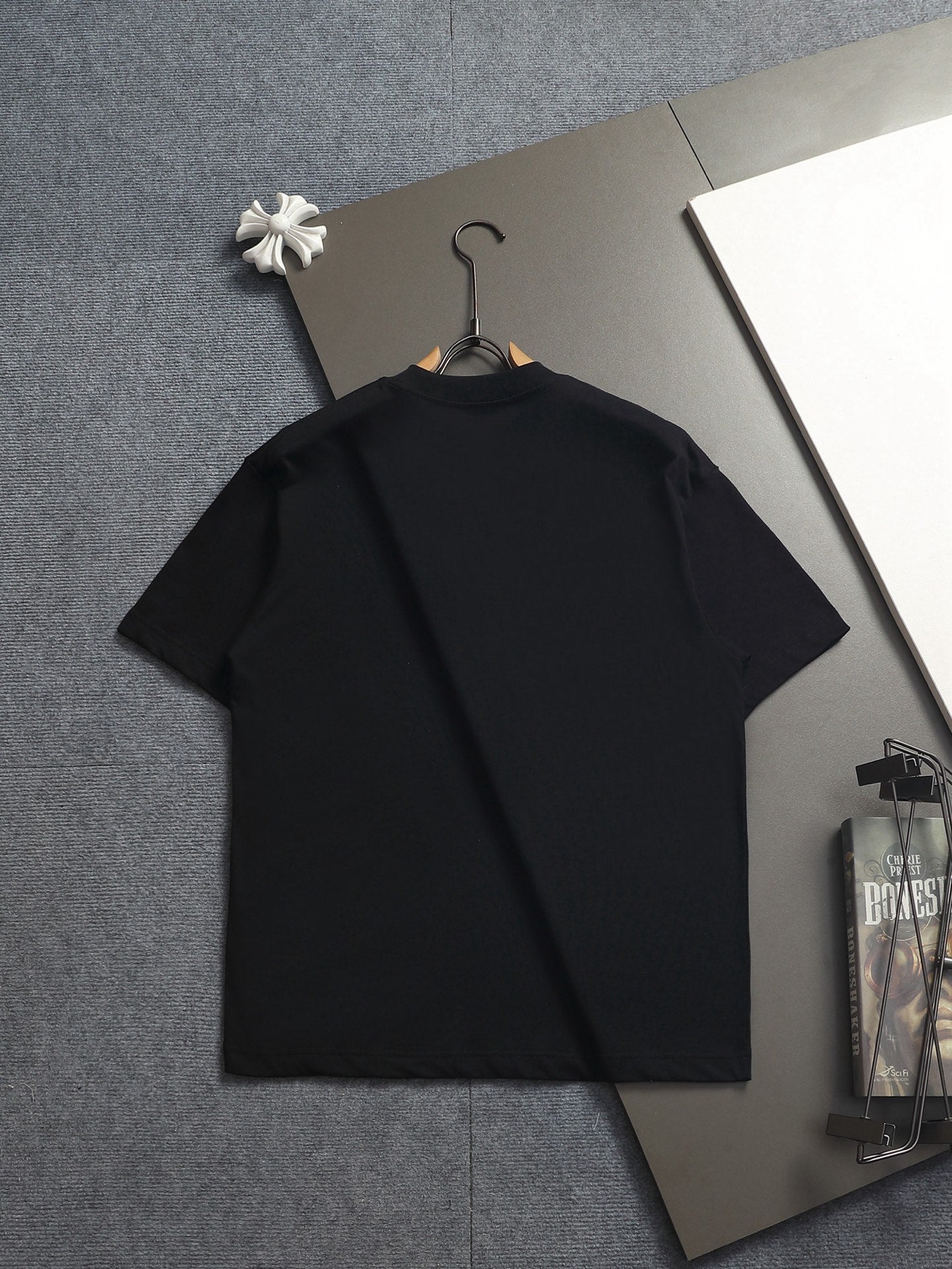 Classic T-shirt-487