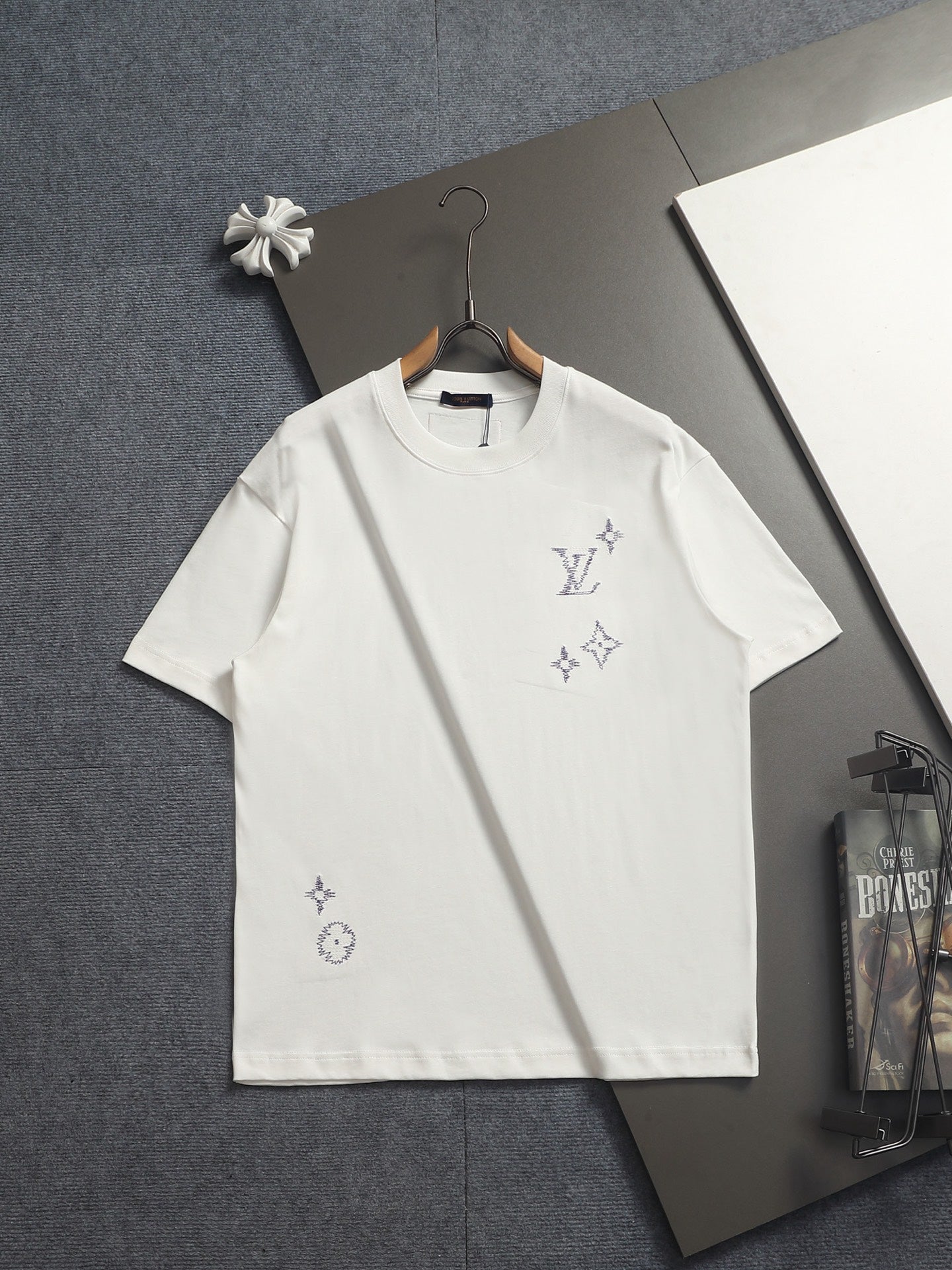 Classic T-shirt-489