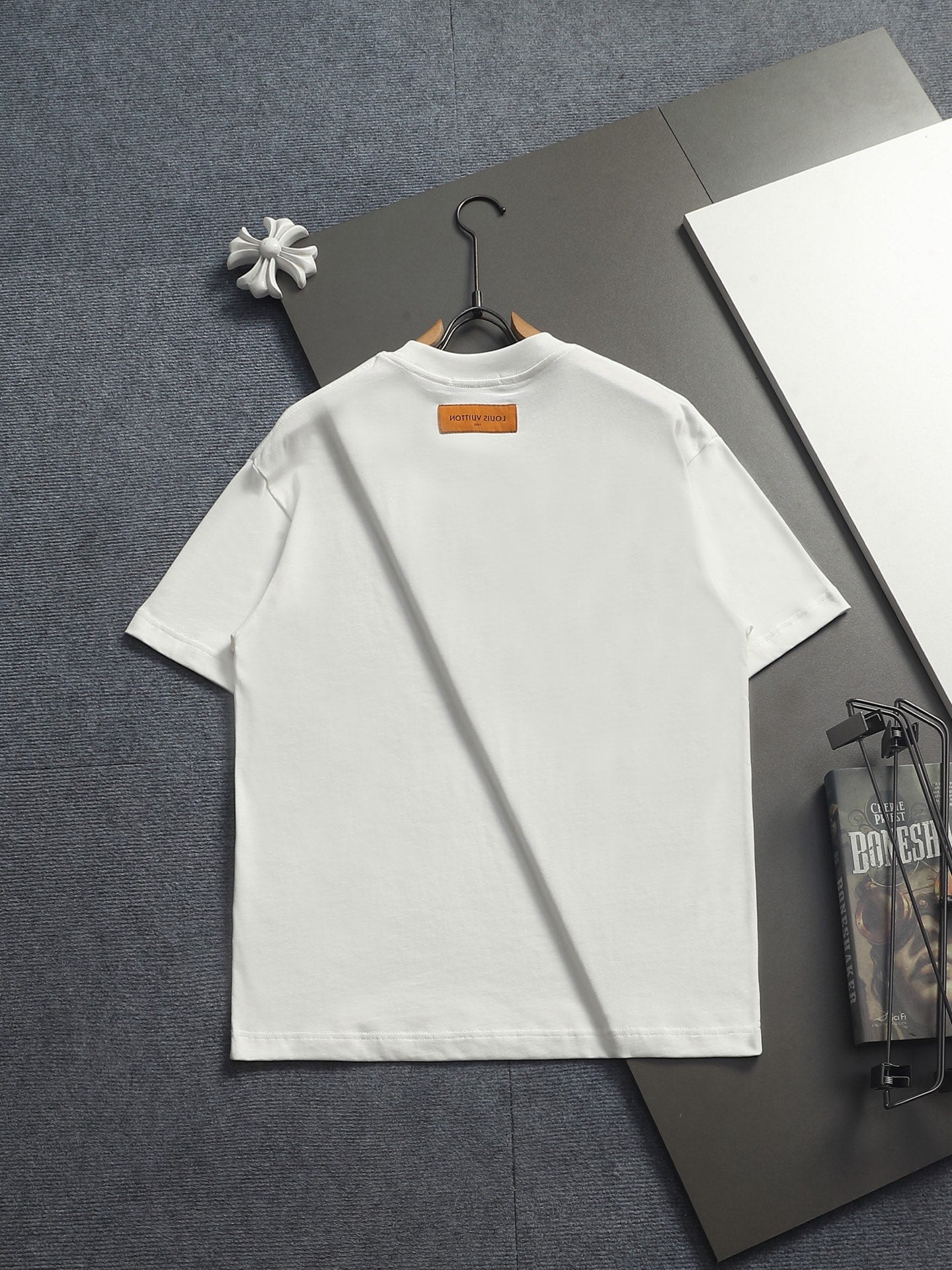 Classic T-shirt-496