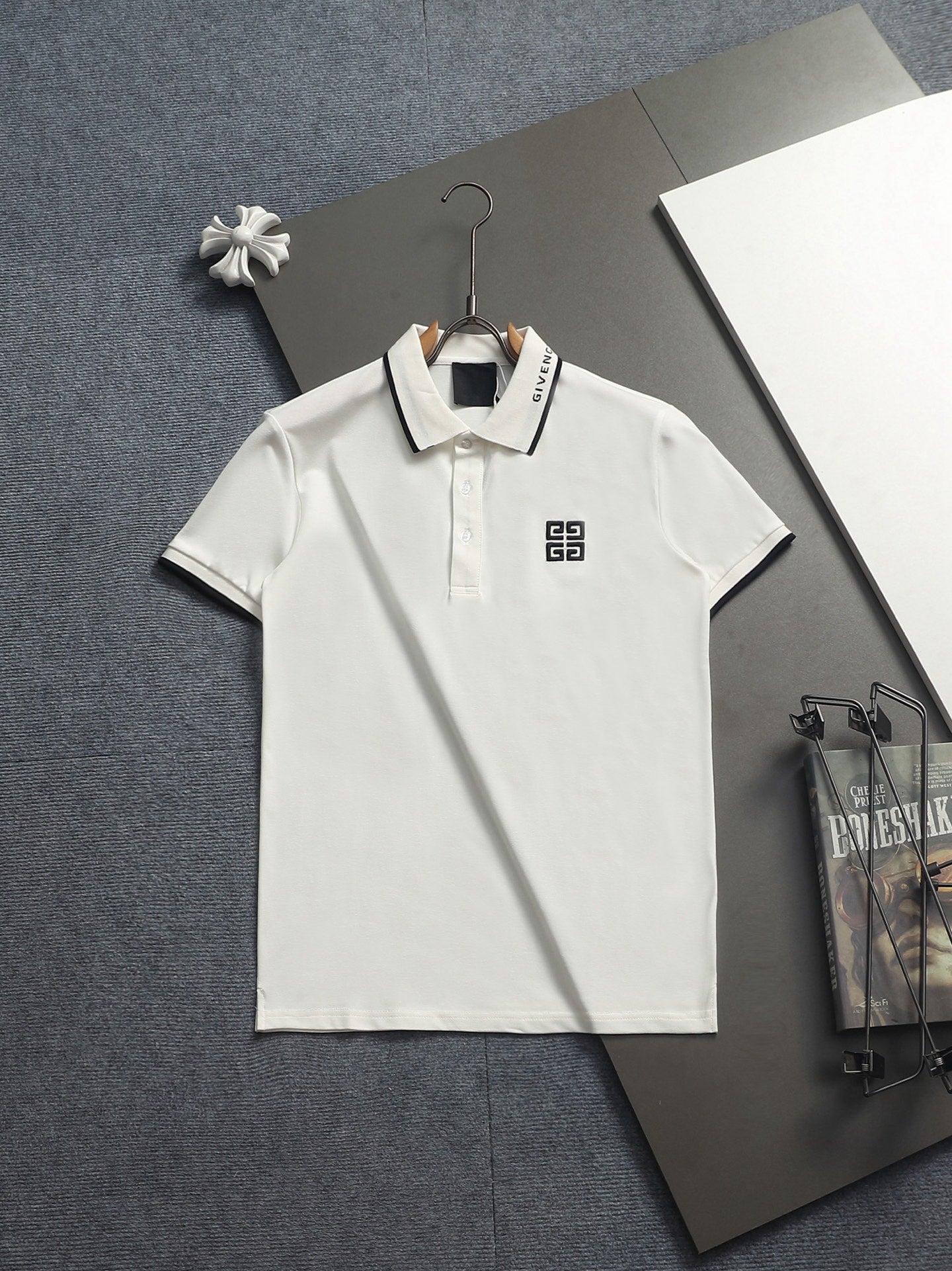 Classic T-shirt-499