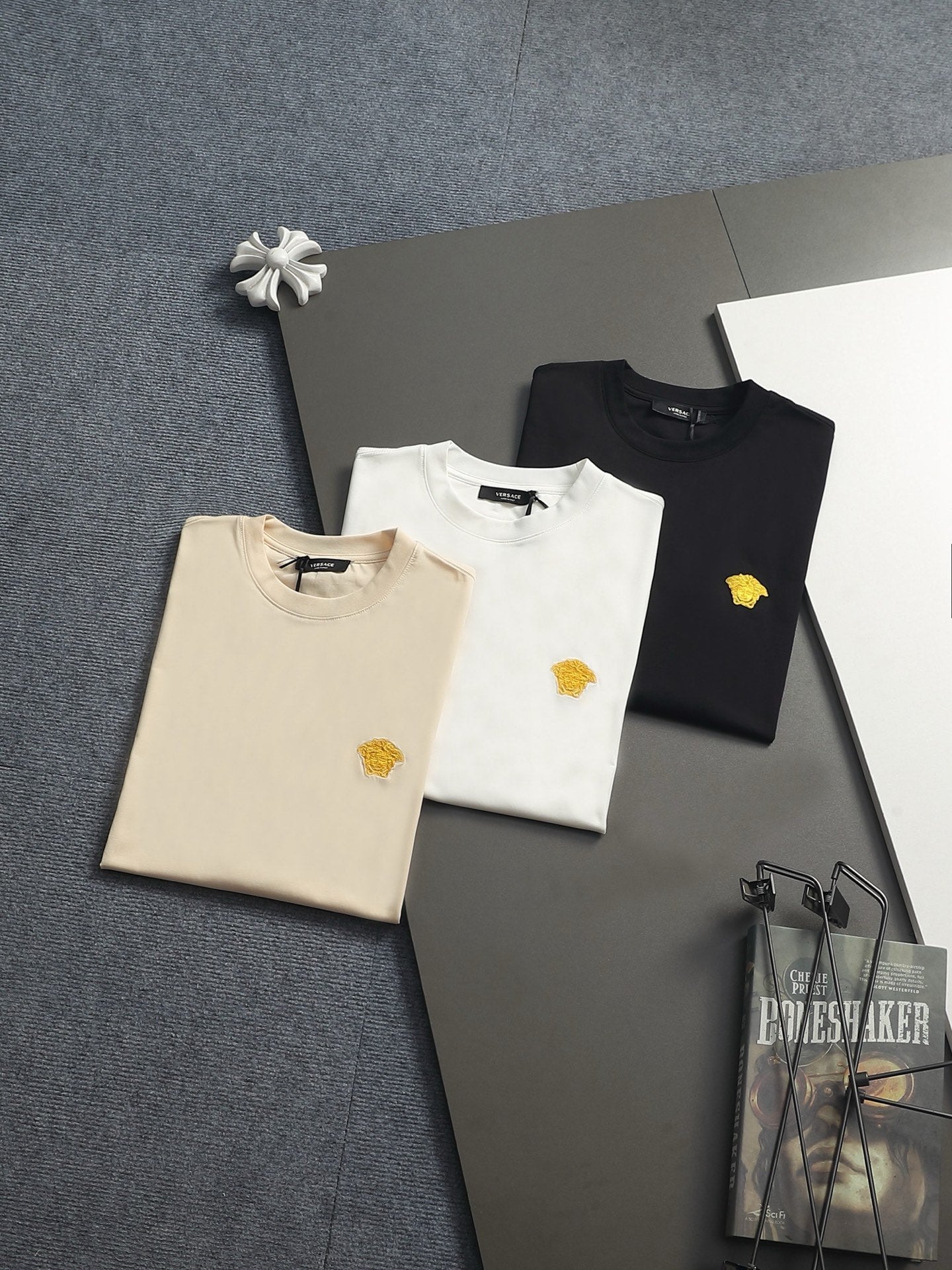 Classic T-shirt-500