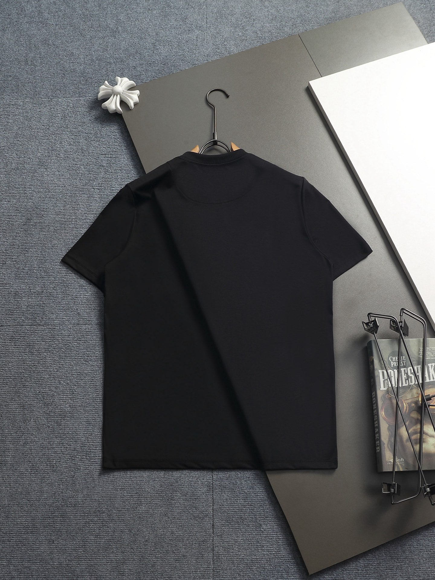 Classic T-shirt-500
