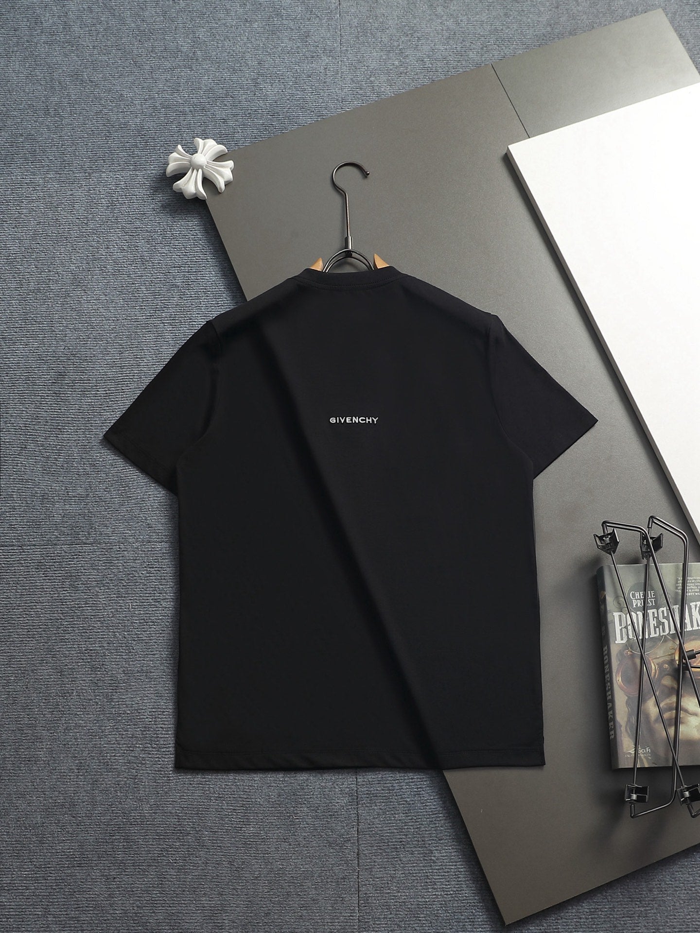 Classic T-shirt-501
