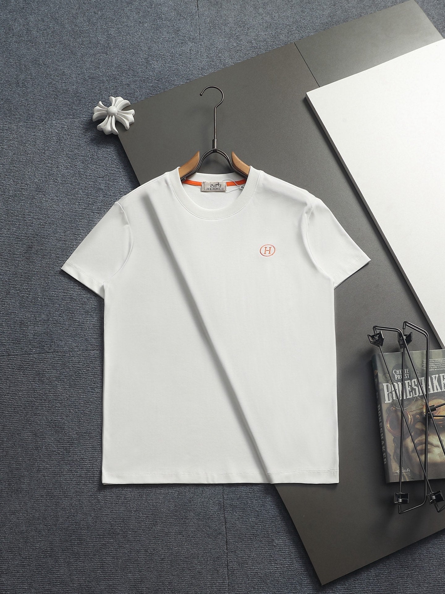 Classic T-shirt-504