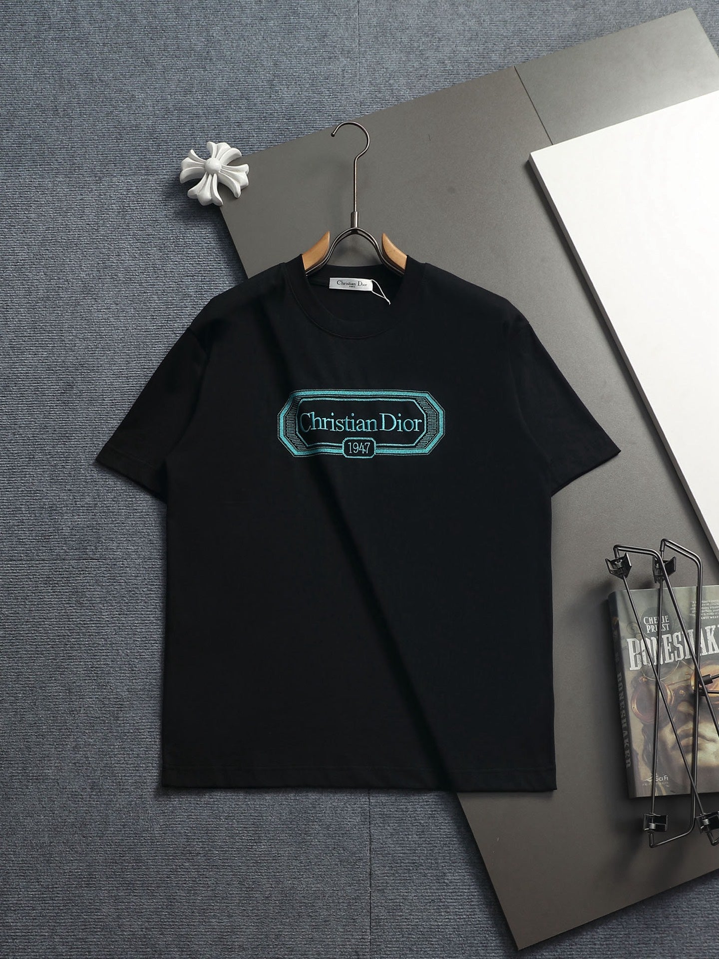Classic T-shirt-512