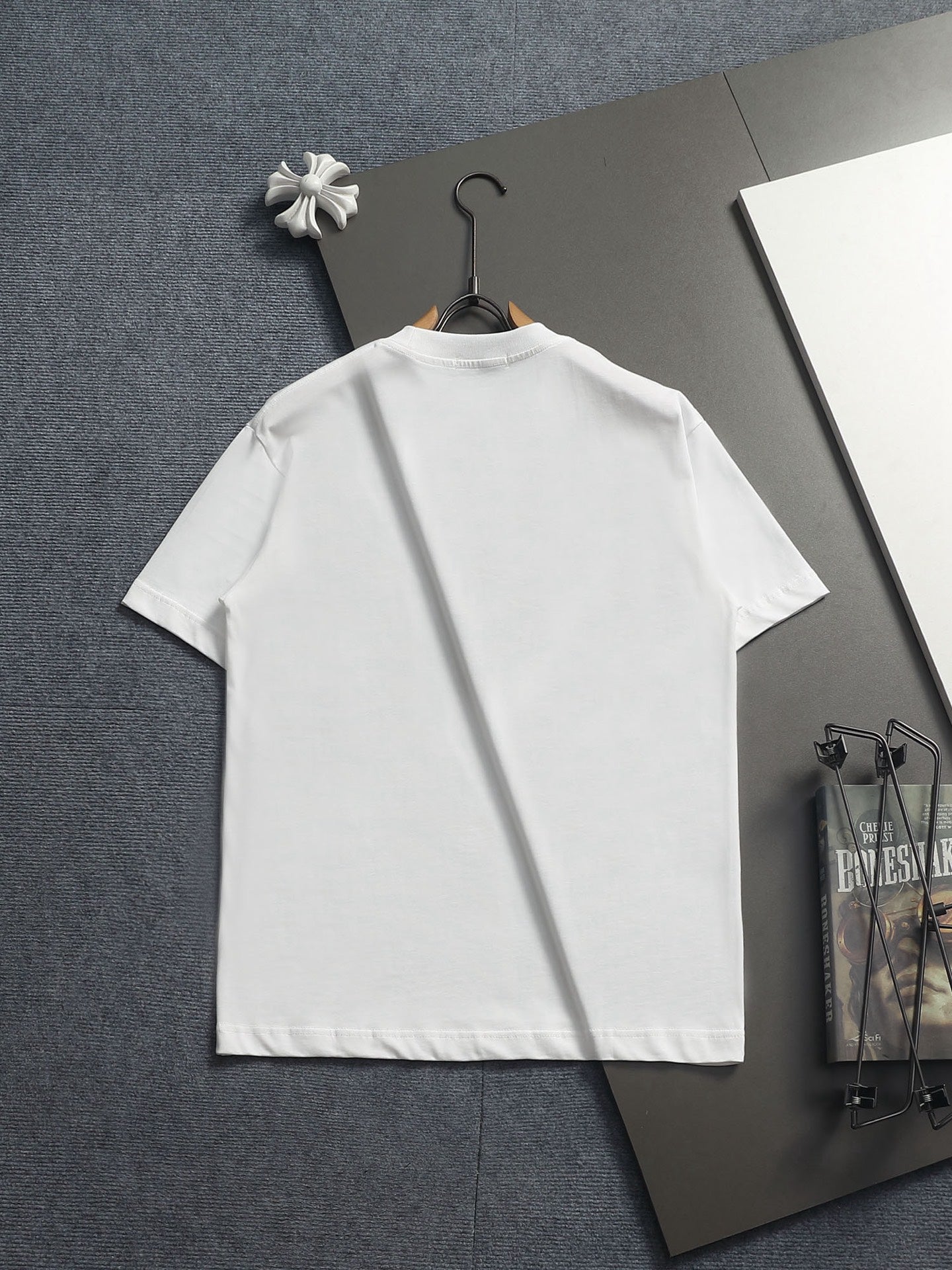 Classic T-shirt-512