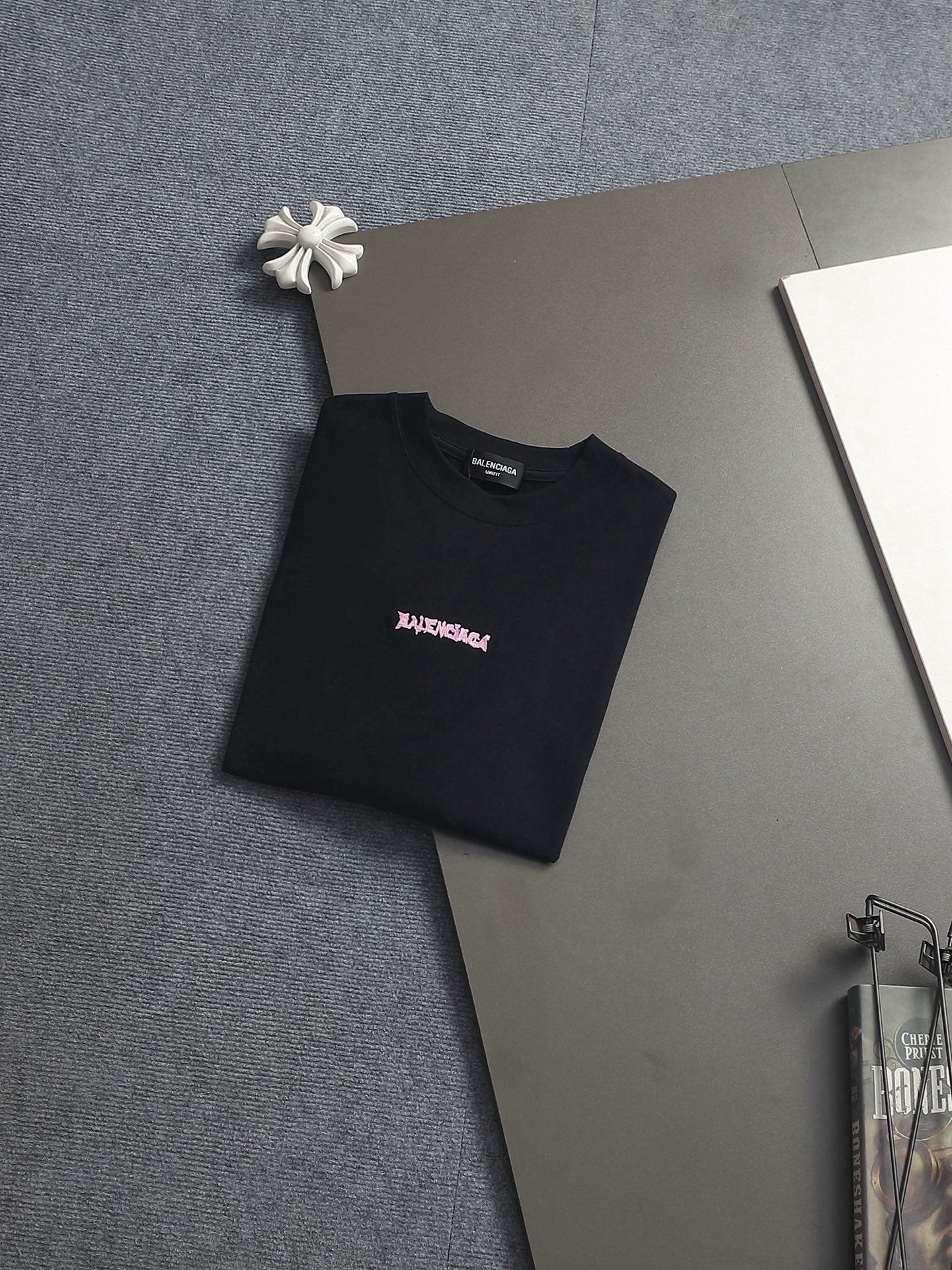 Classic T-shirt-559