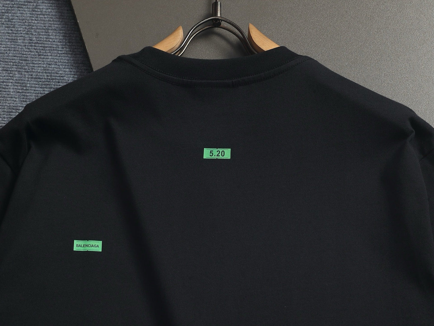 Classic T-shirt-560