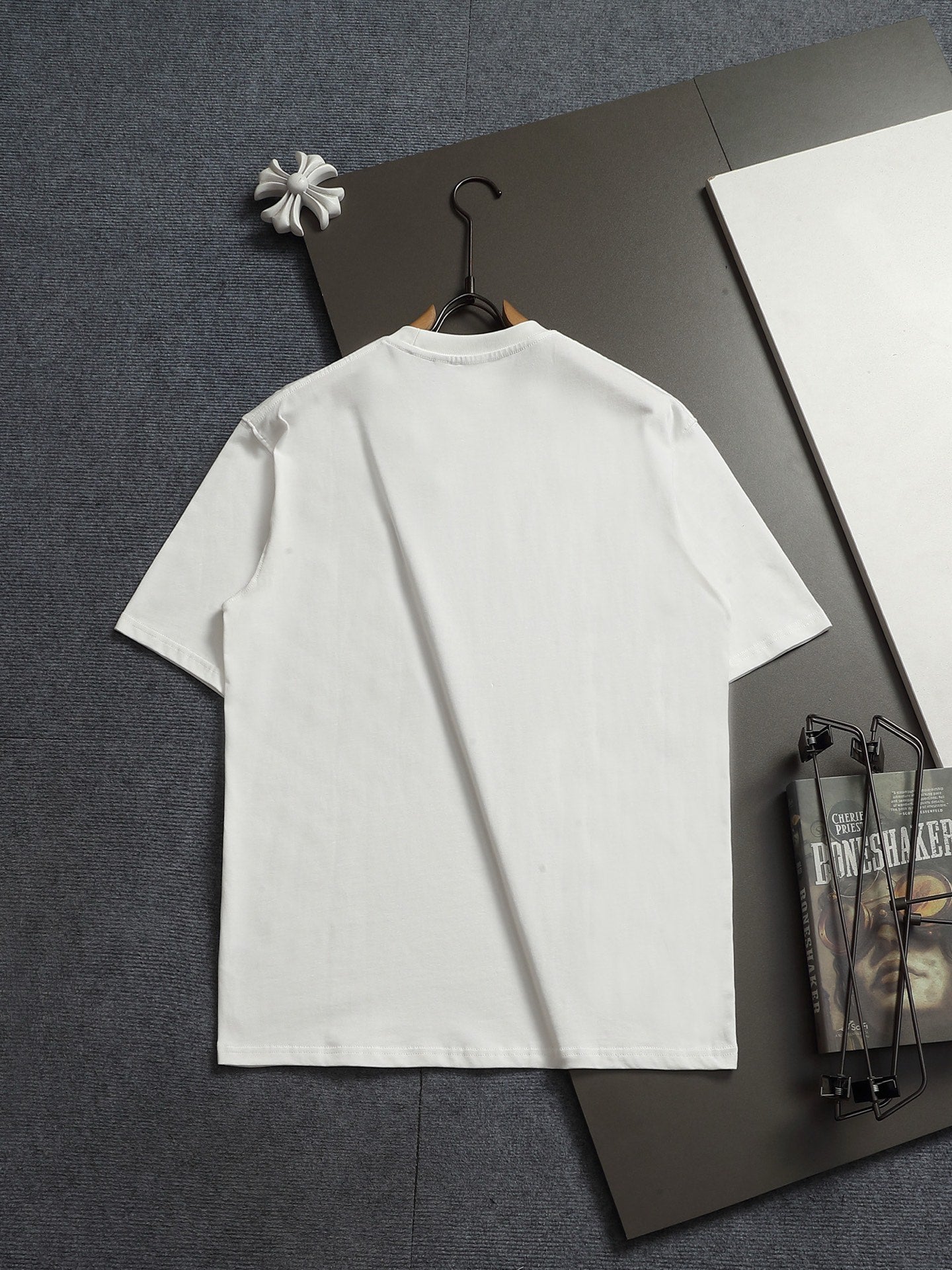 Classic T-shirt-572