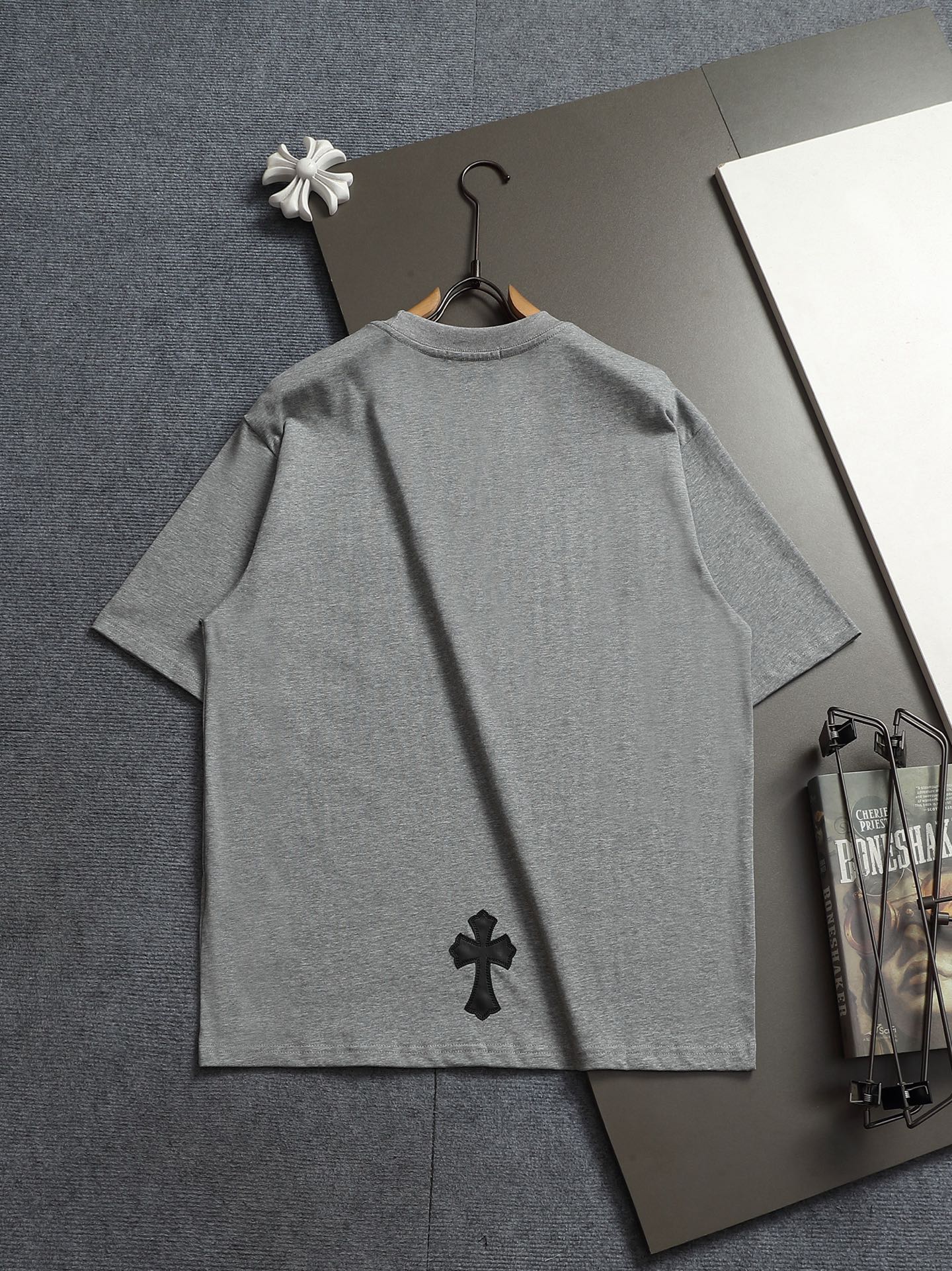 Classic T-shirt-571