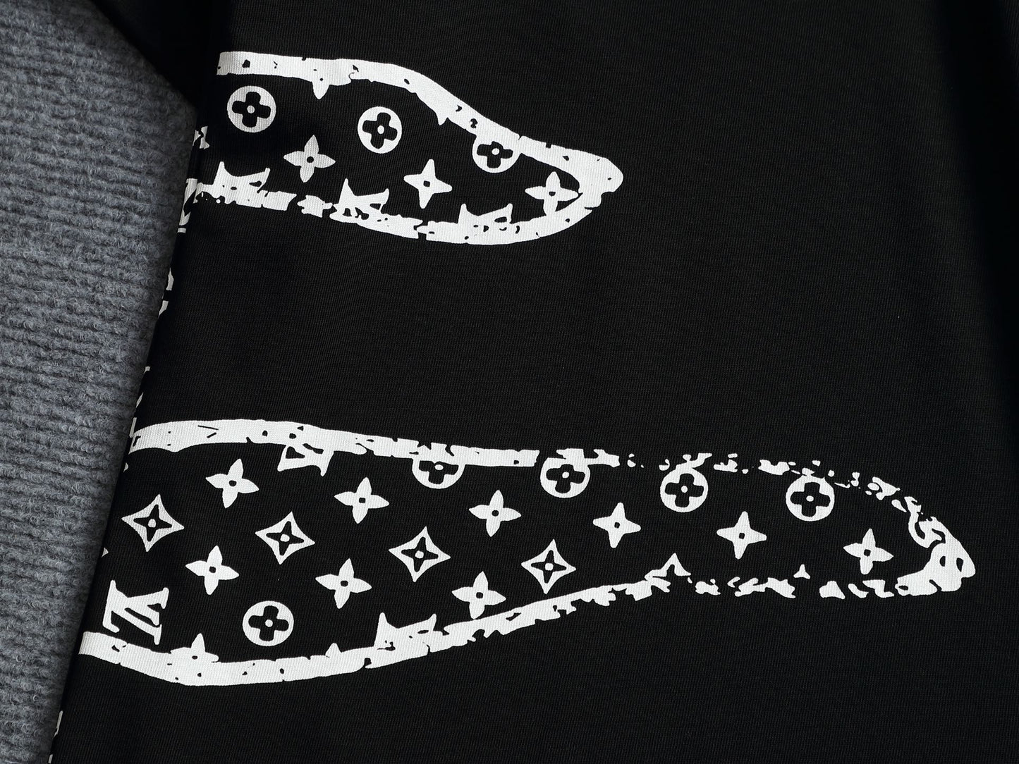 Classic T-shirt-569