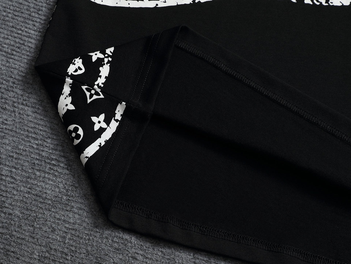 Classic T-shirt-569