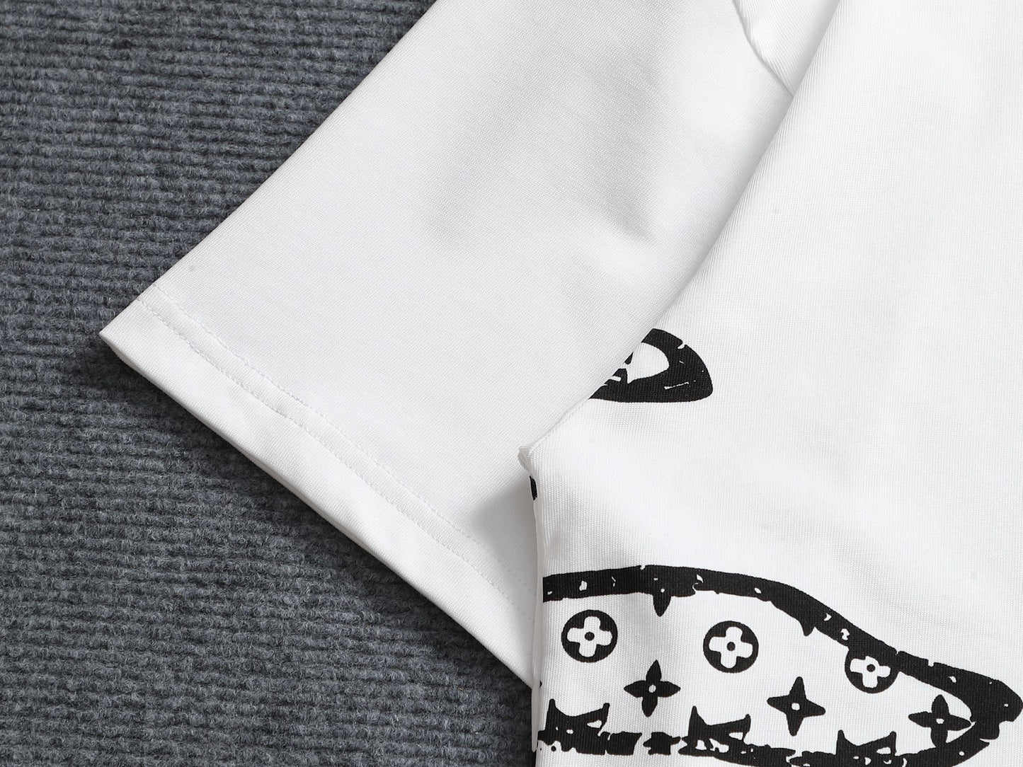 Classic T-shirt-569