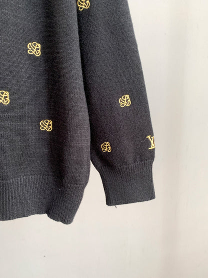 Classic Fashion Sweater-1170