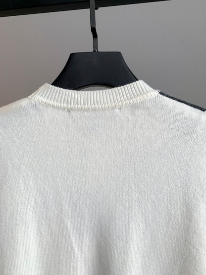 Classic Fashion Sweater-1167