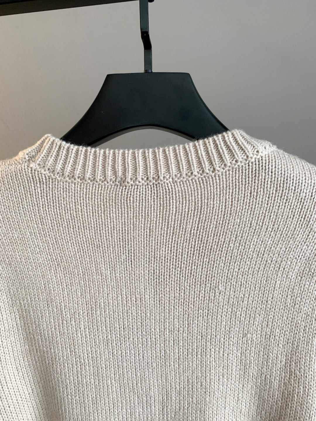 Classic Fashion Sweater-1140