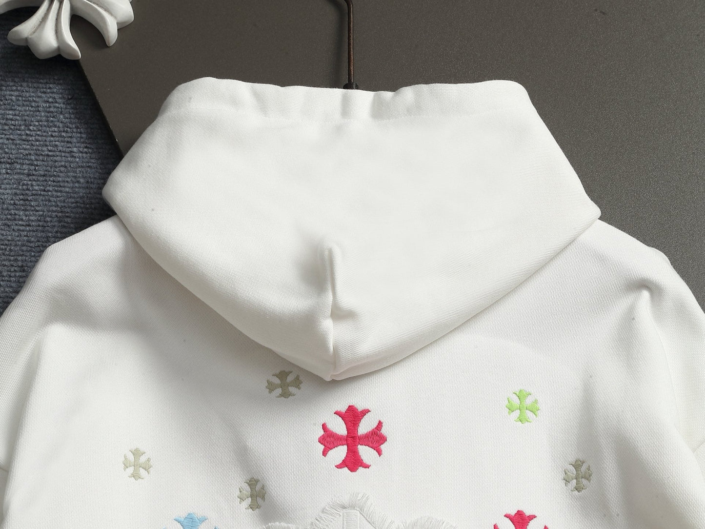 Classic Fit Hoodie-1107
