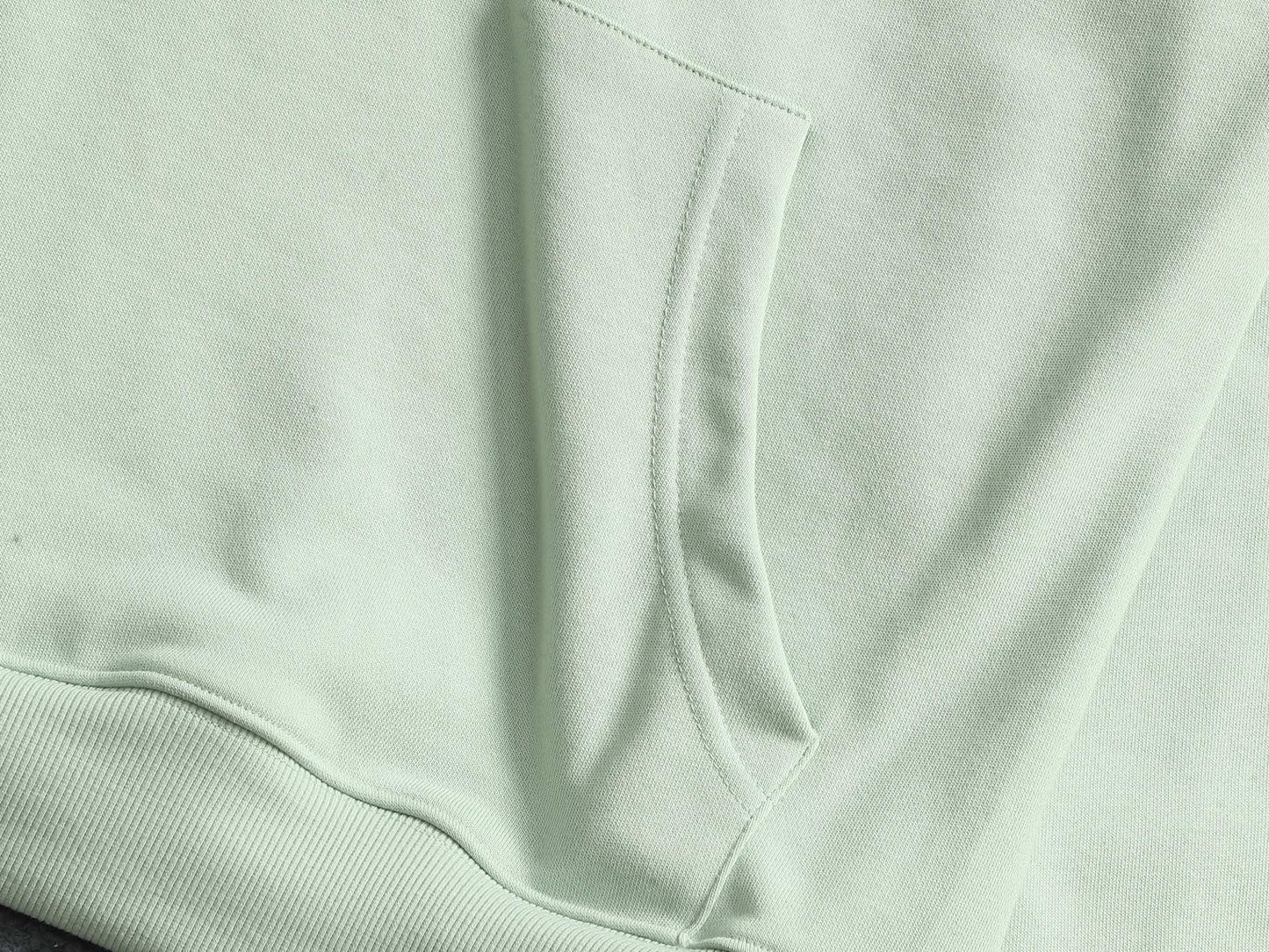 Classic Fit Hoodie-1108