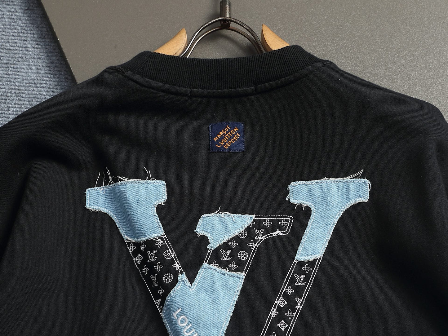 Classic Fashion Sweater-1177
