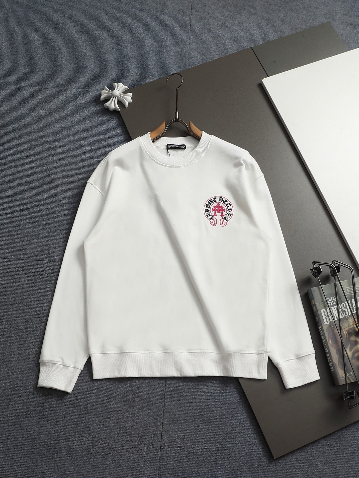 Classic Fashion Sweater-1180