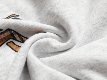 Classic Fit Hoodie-1111