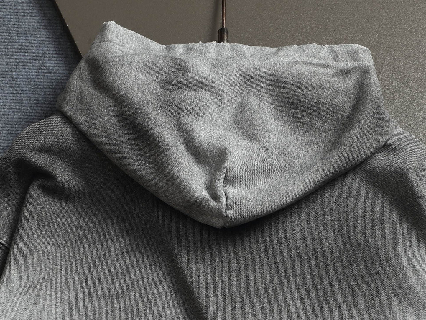 Classic Fit Hoodie-1113