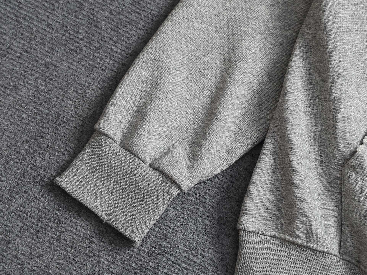 Classic Fit Hoodie-1113