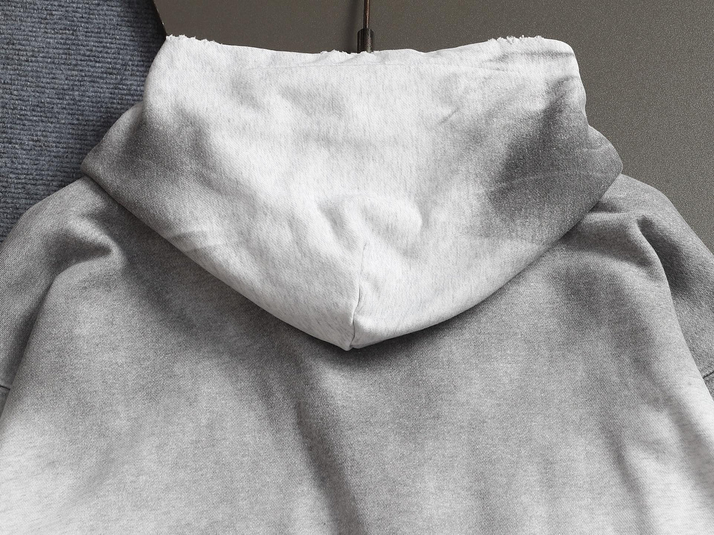 Classic Fit Hoodie-1114