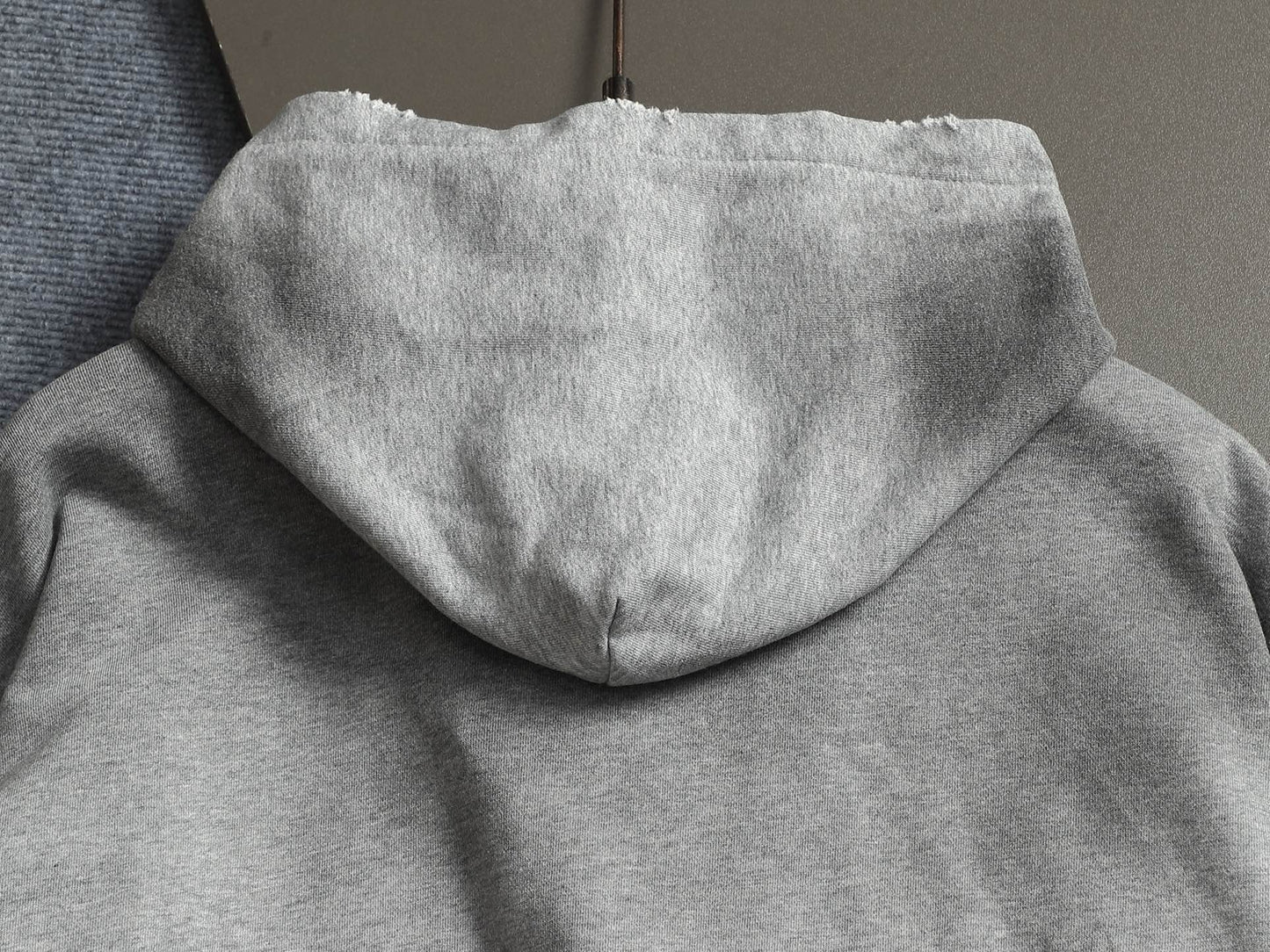 Classic Fit Hoodie-1114