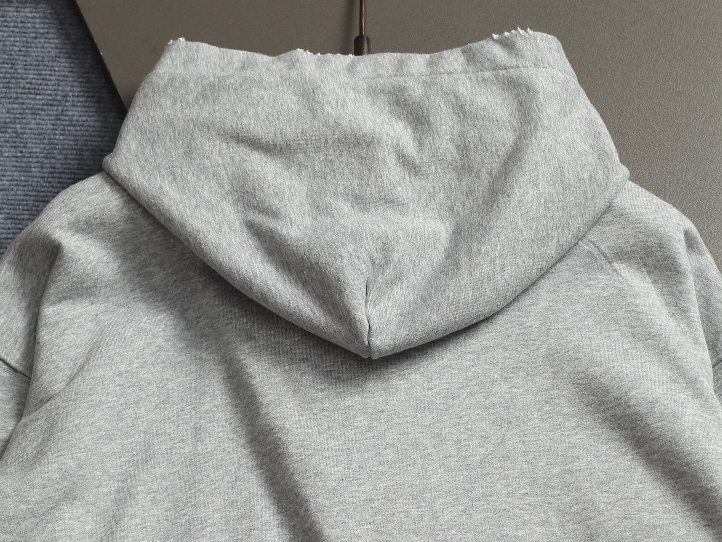 Classic Fit Hoodie-1115