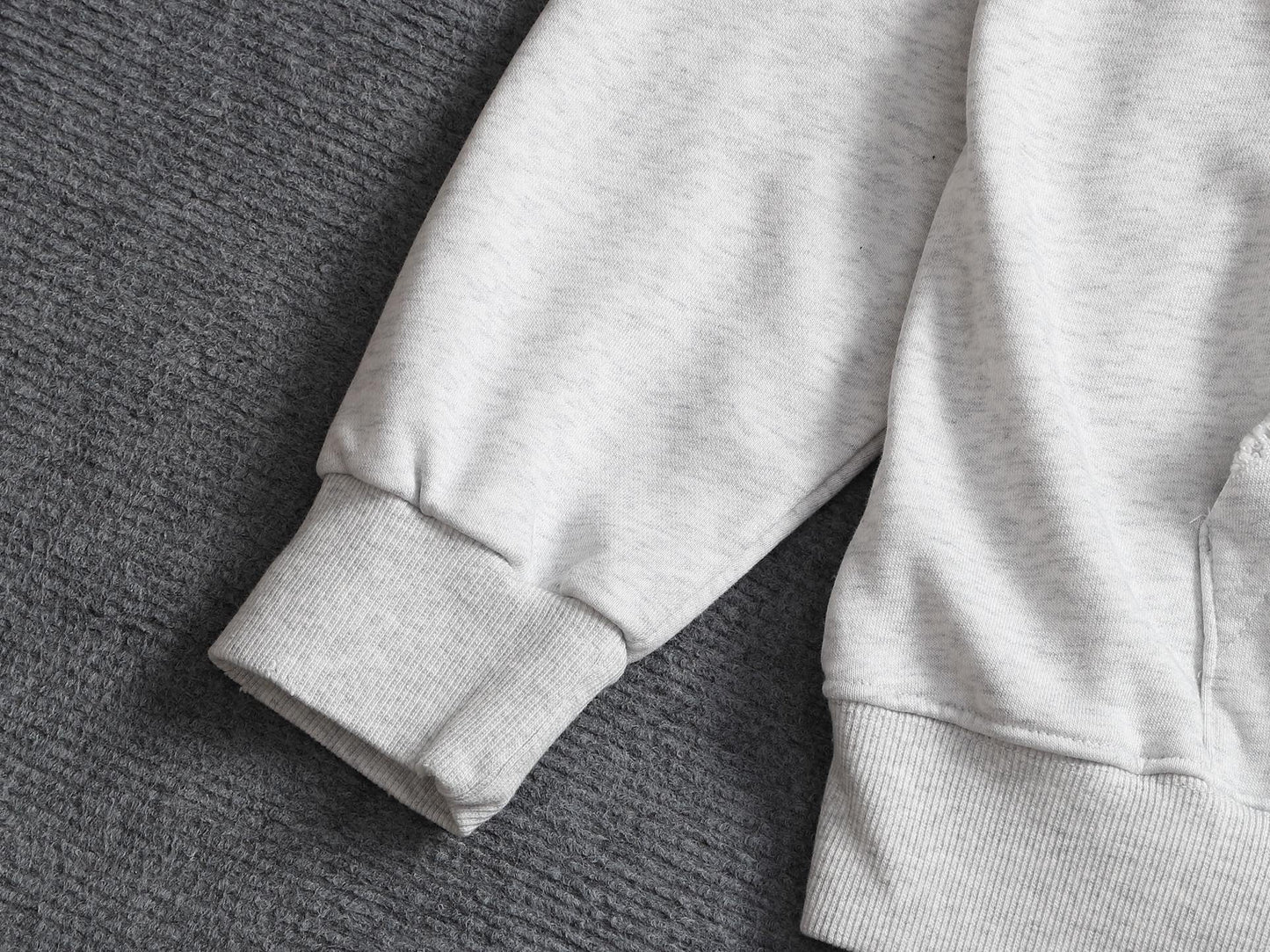 Classic Fit Hoodie-1117