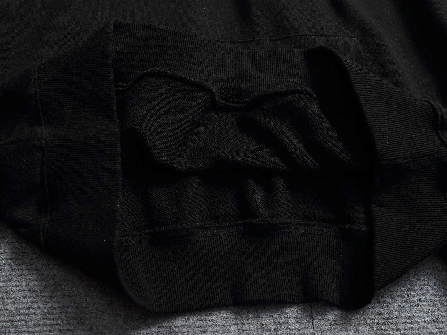Classic Fit Hoodie-1123