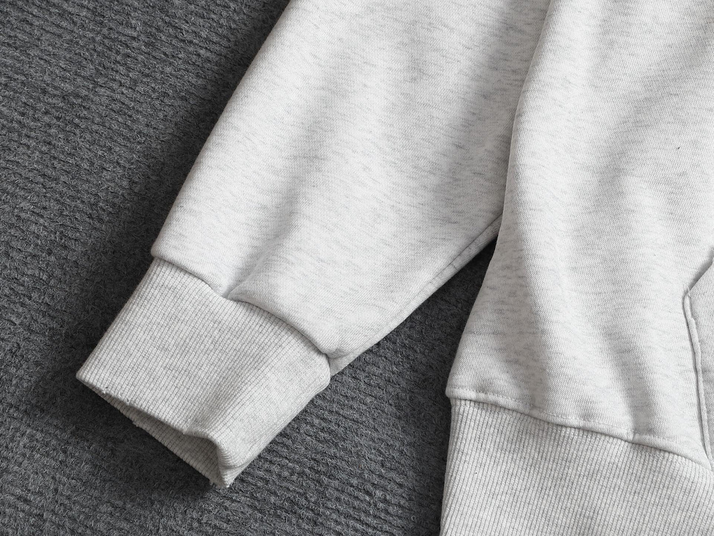 Classic Fit Hoodie-1124
