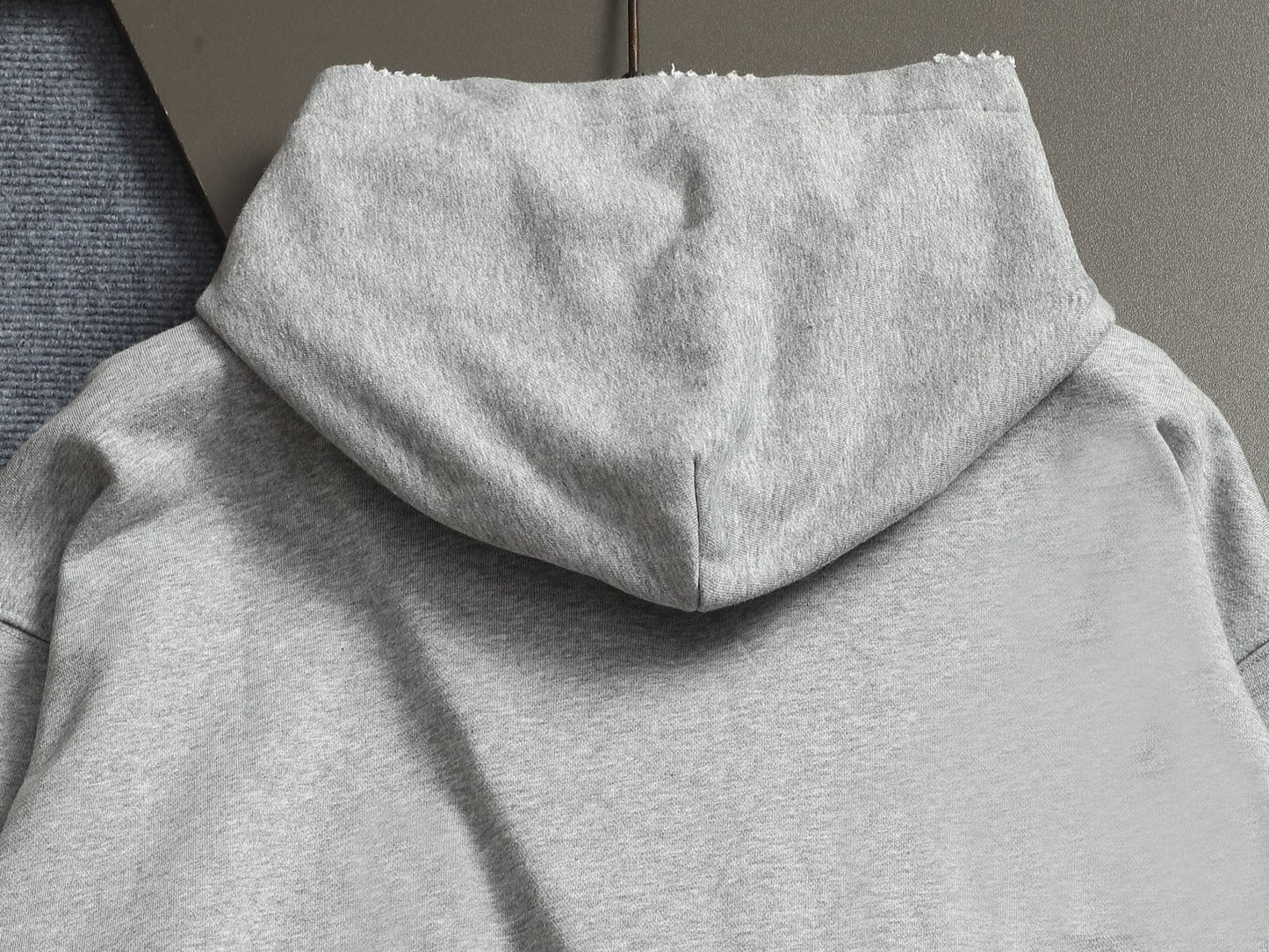 Classic Fit Hoodie-1125