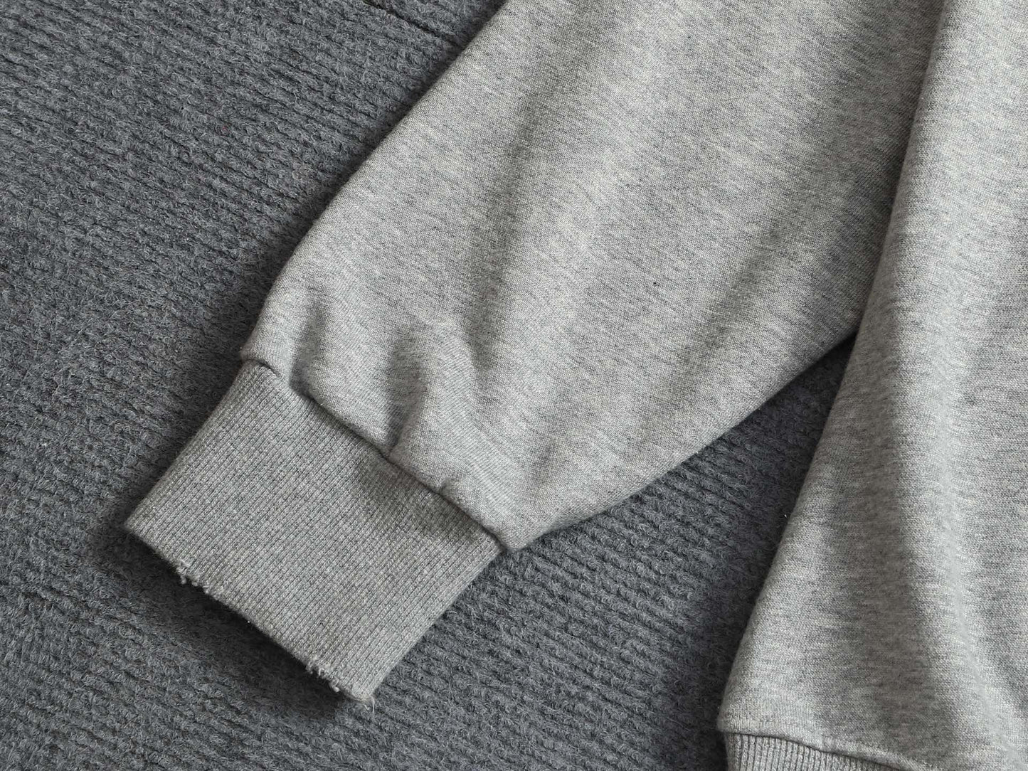 Classic Fit Hoodie-1125