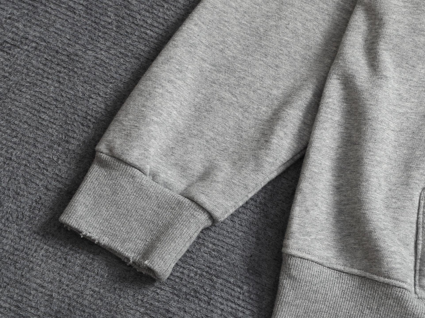 Classic Fit Hoodie-1126