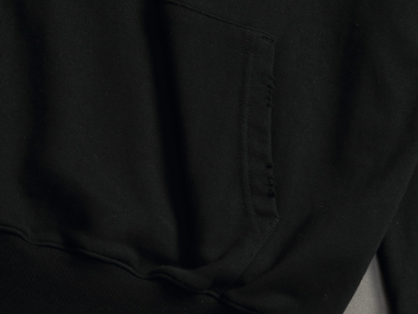 Classic Fit Hoodie-1126