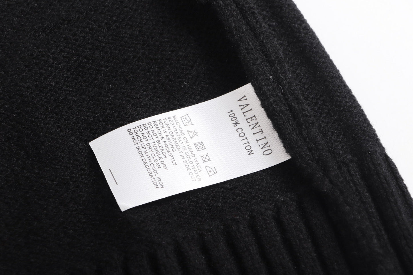 Classic Fashion Sweater-1245