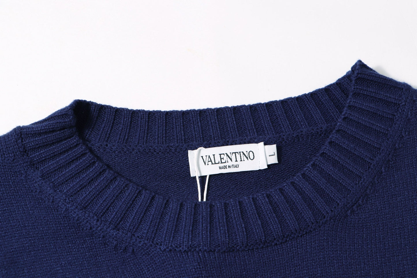 Classic Fashion Sweater-1274
