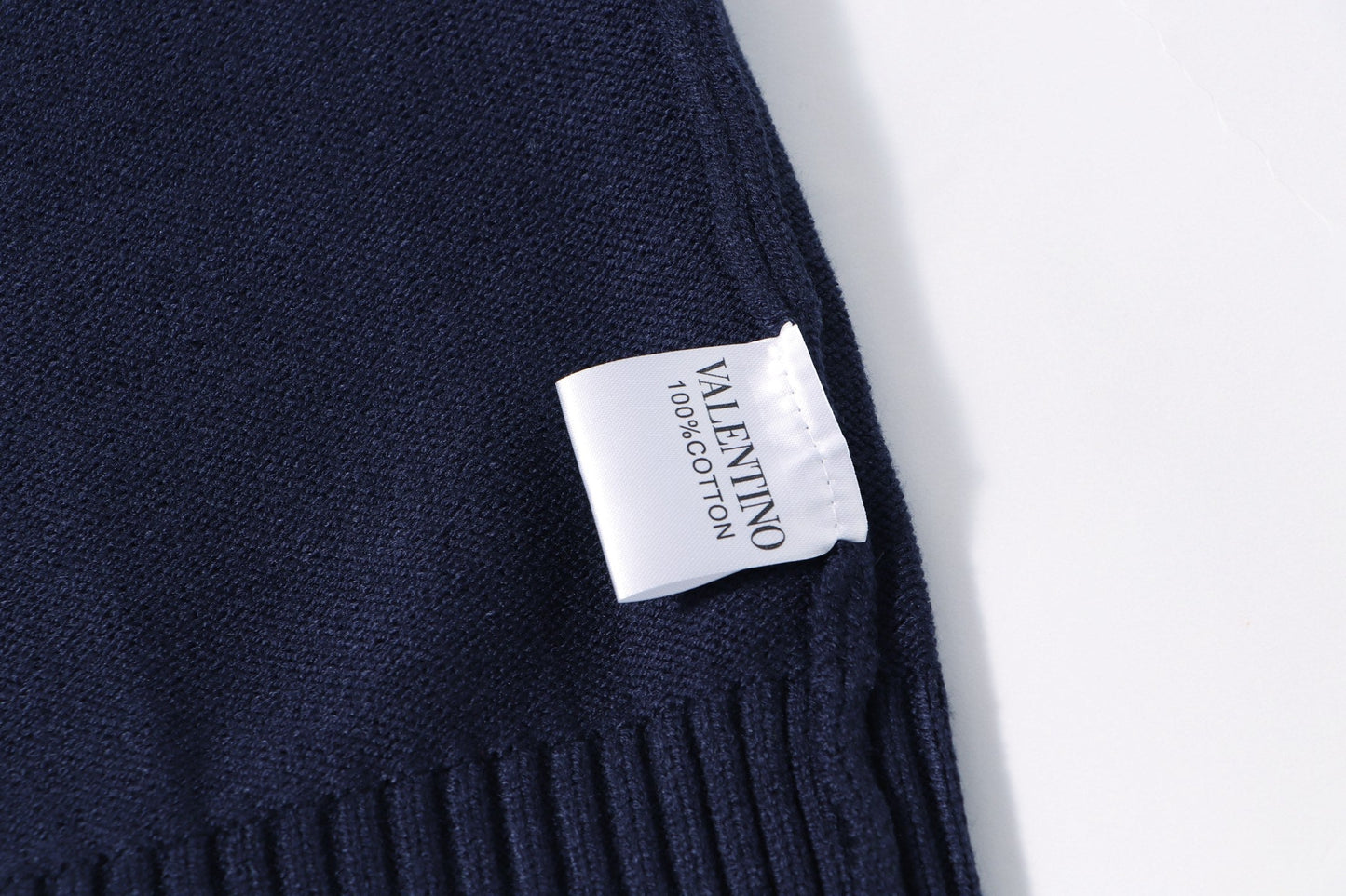 Classic Fashion Sweater-1278