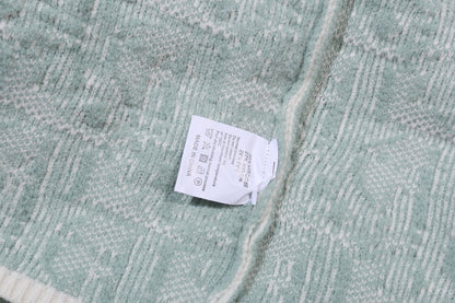 Classic Fashion Sweater-1420