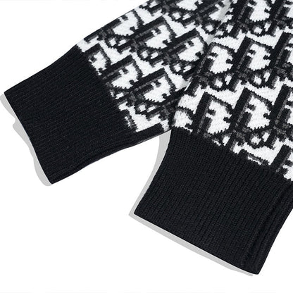 Classic Fashion Sweater-1428
